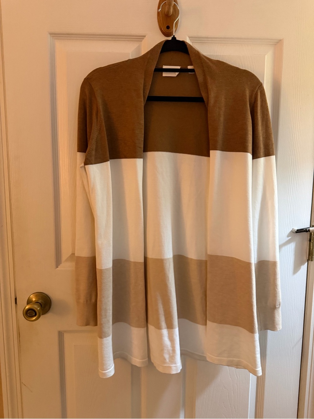 Cyrus (2) Color Block Cardigans - Picture 5 of 7